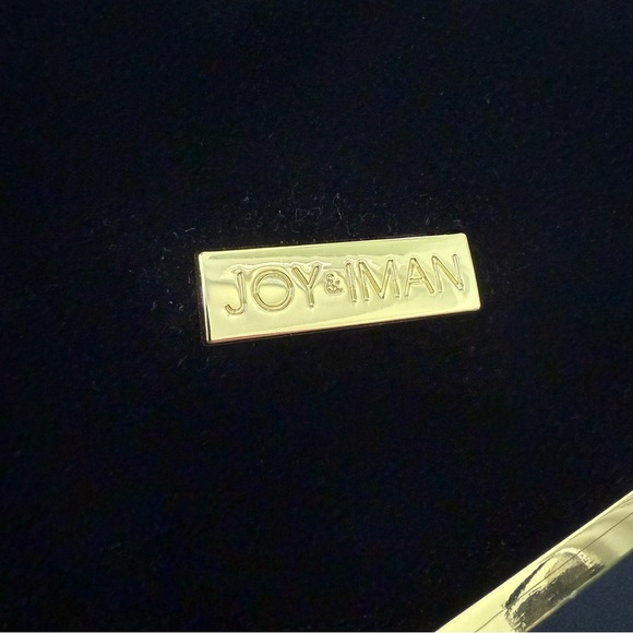 NWOT Joy & Iman Leather Velvet Clutch Crossbody Strap Purse Zipper Closure Bag - Picture 3 of 15